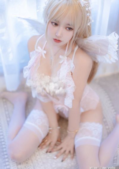 免费看美女裸妆视频软件_720电影免费在线